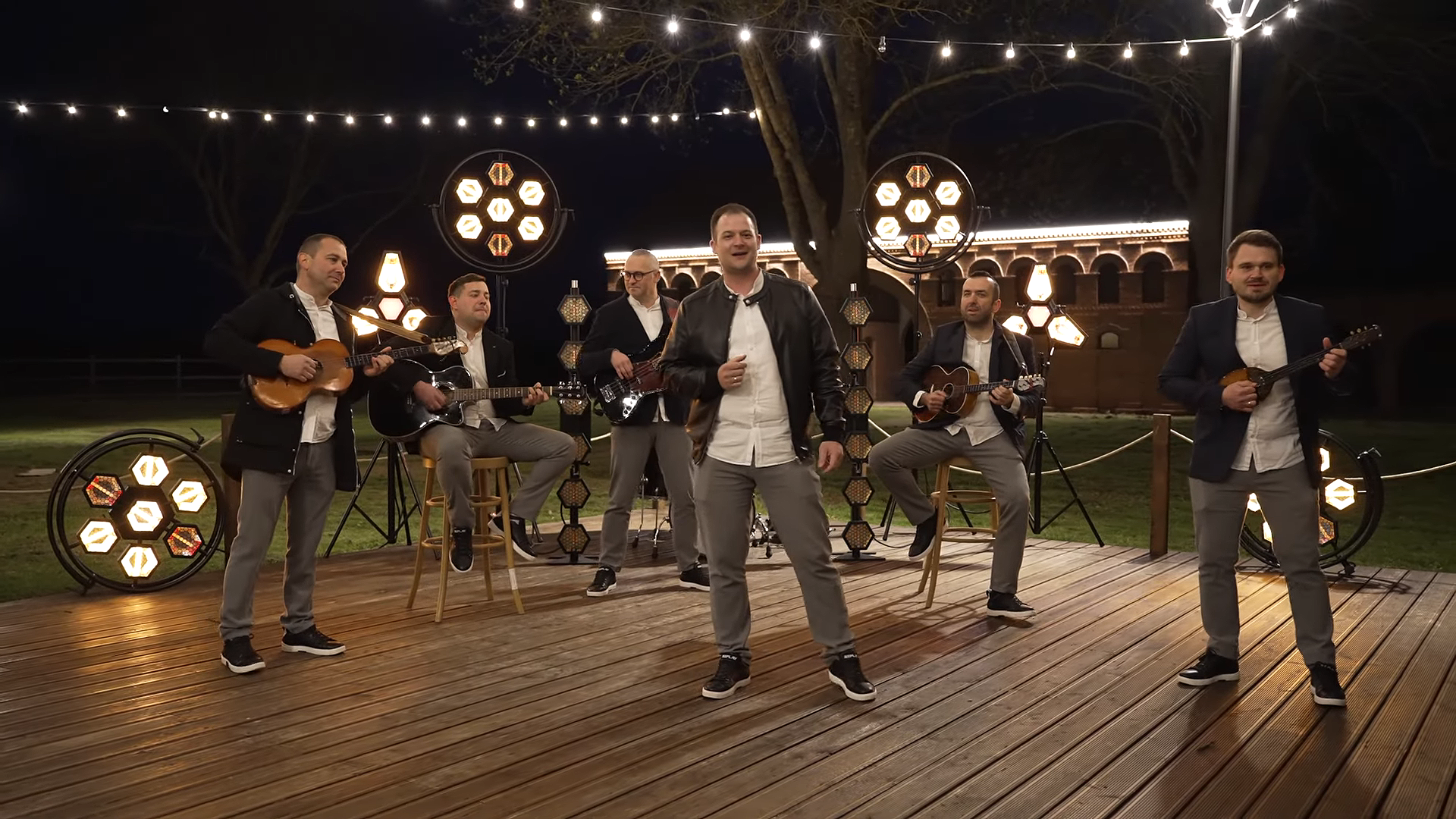 Vinkovački Caprio novim singlom zahvaljuje publici na 10 godina podrške