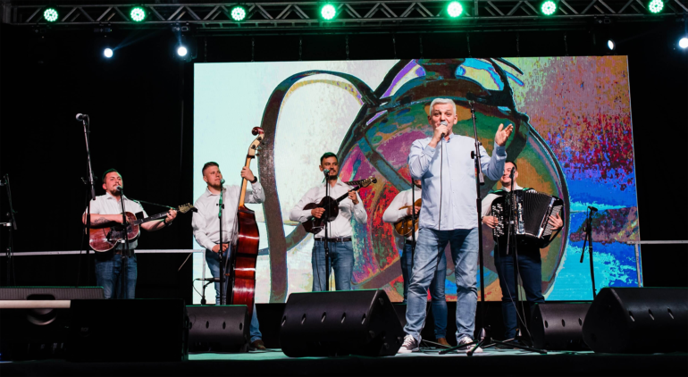 Zlatni Glas Zlatne Doline Tamburaški Radio